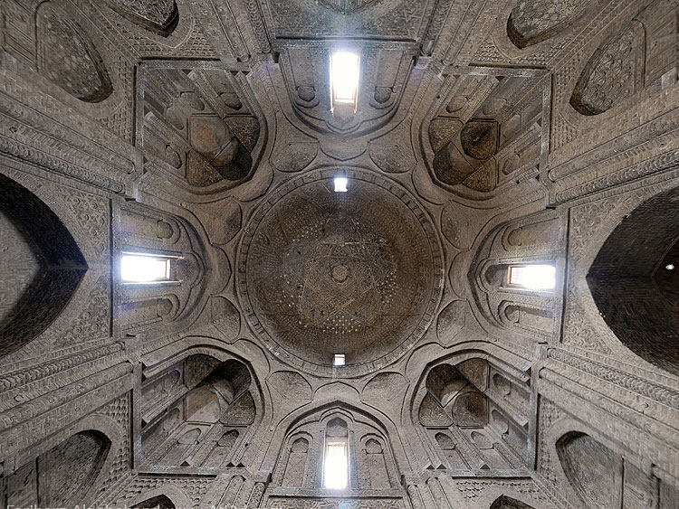 Earth dome - Taj-ul-Mulk mosque of Isfahan Jame